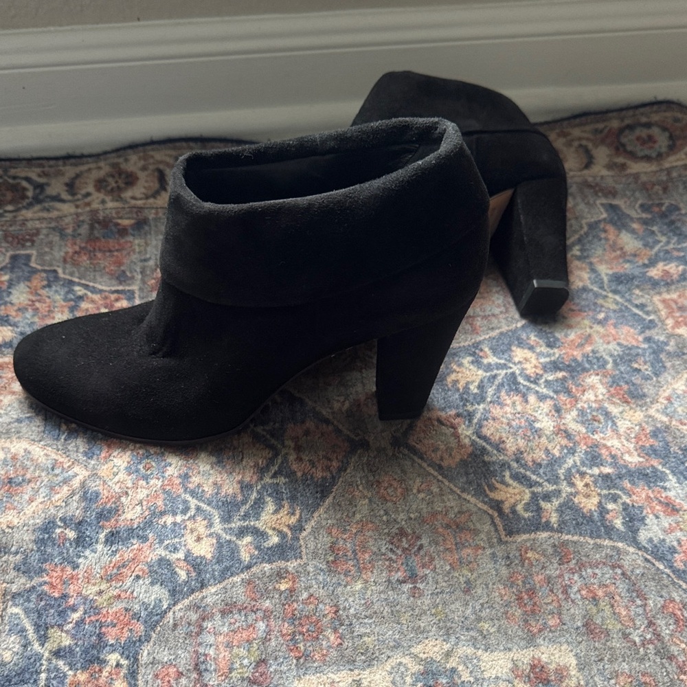 Kate Spade Elegant Black Suede Heels